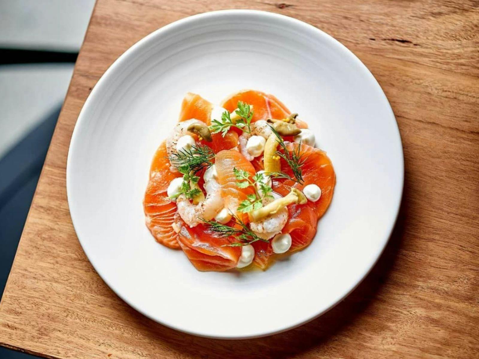 搭乘 Rotone 直升機遊覽 Brokenwood 酒莊