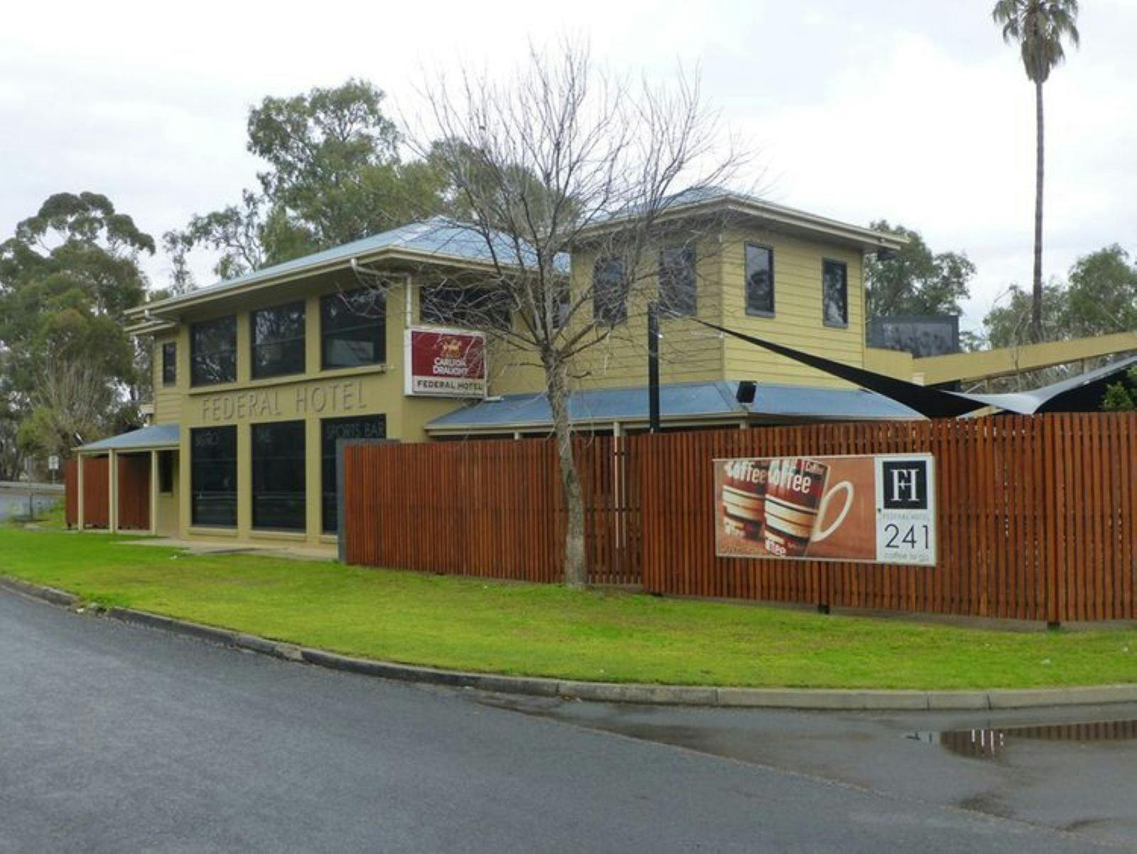 Federal Hotel Murray Downs