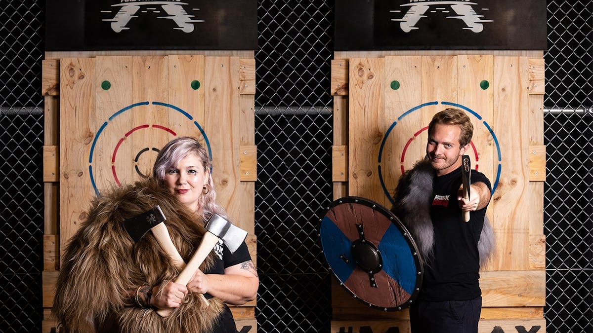 MANIAX Axe Throwing