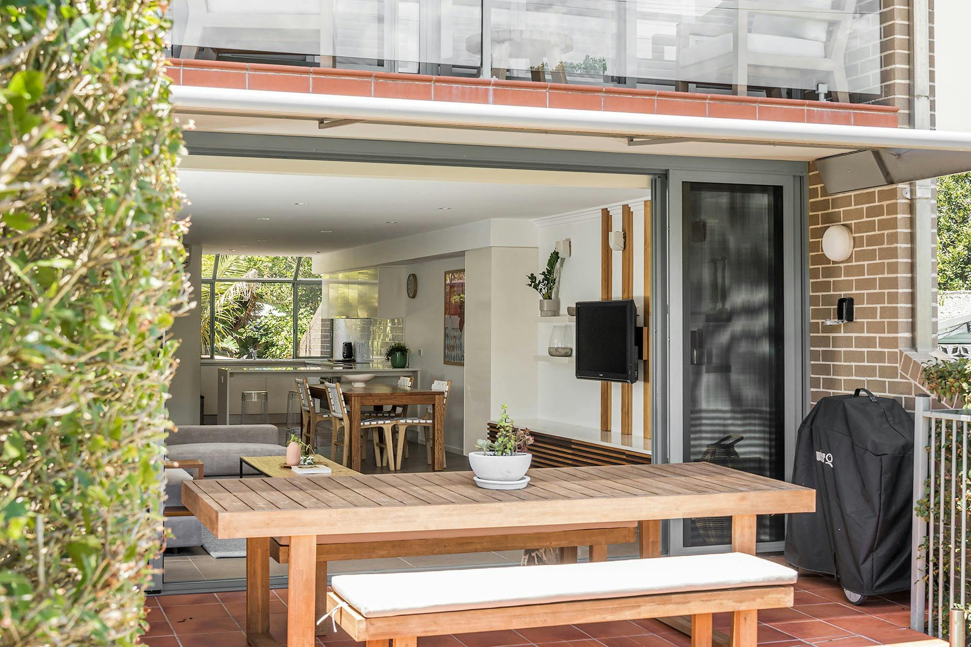 1 제임스 쿡 아파트먼트 - 바이런 베이 - 야외 식당 및 바비큐