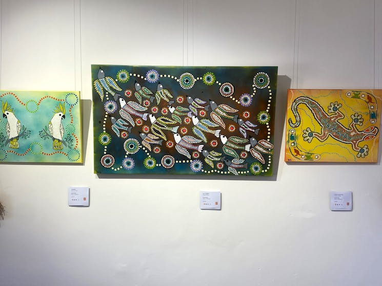 Artworks by Dennis King at Kw Y Ahn Aboriginal Gallery