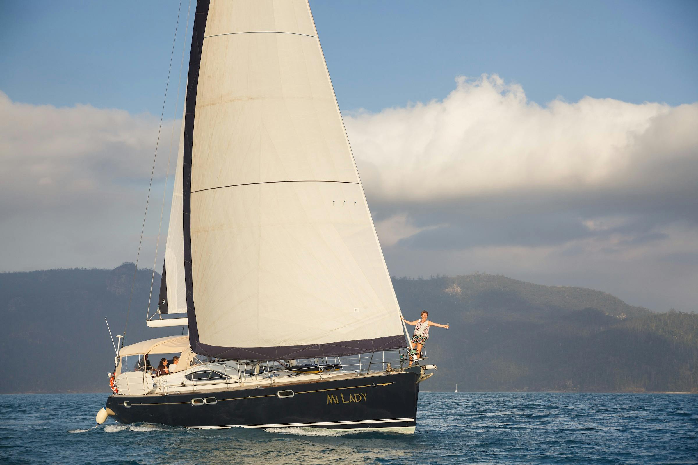 fully crewed yacht Whitsundays