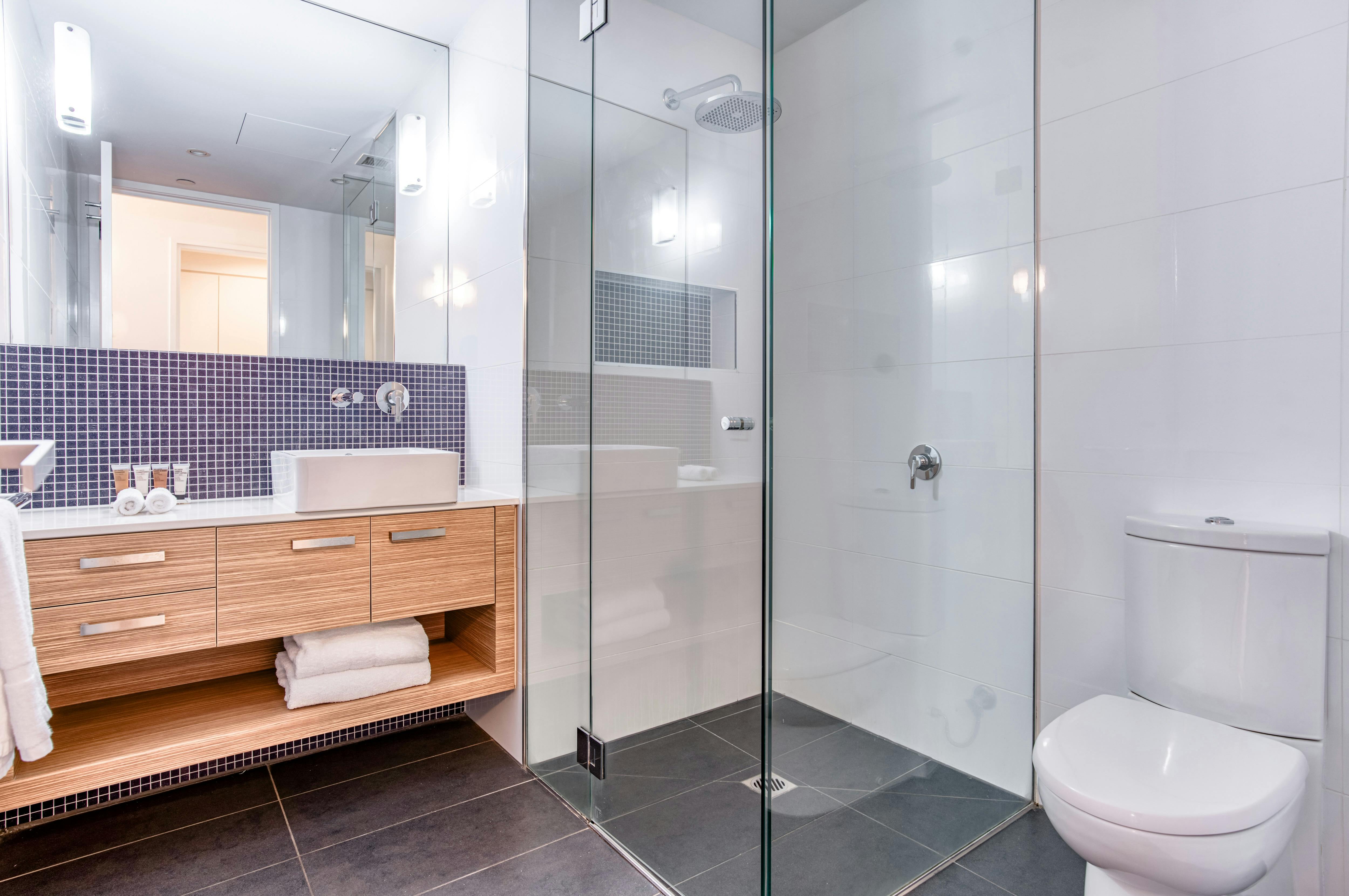 Vue Apartments Geelong - Bathroom