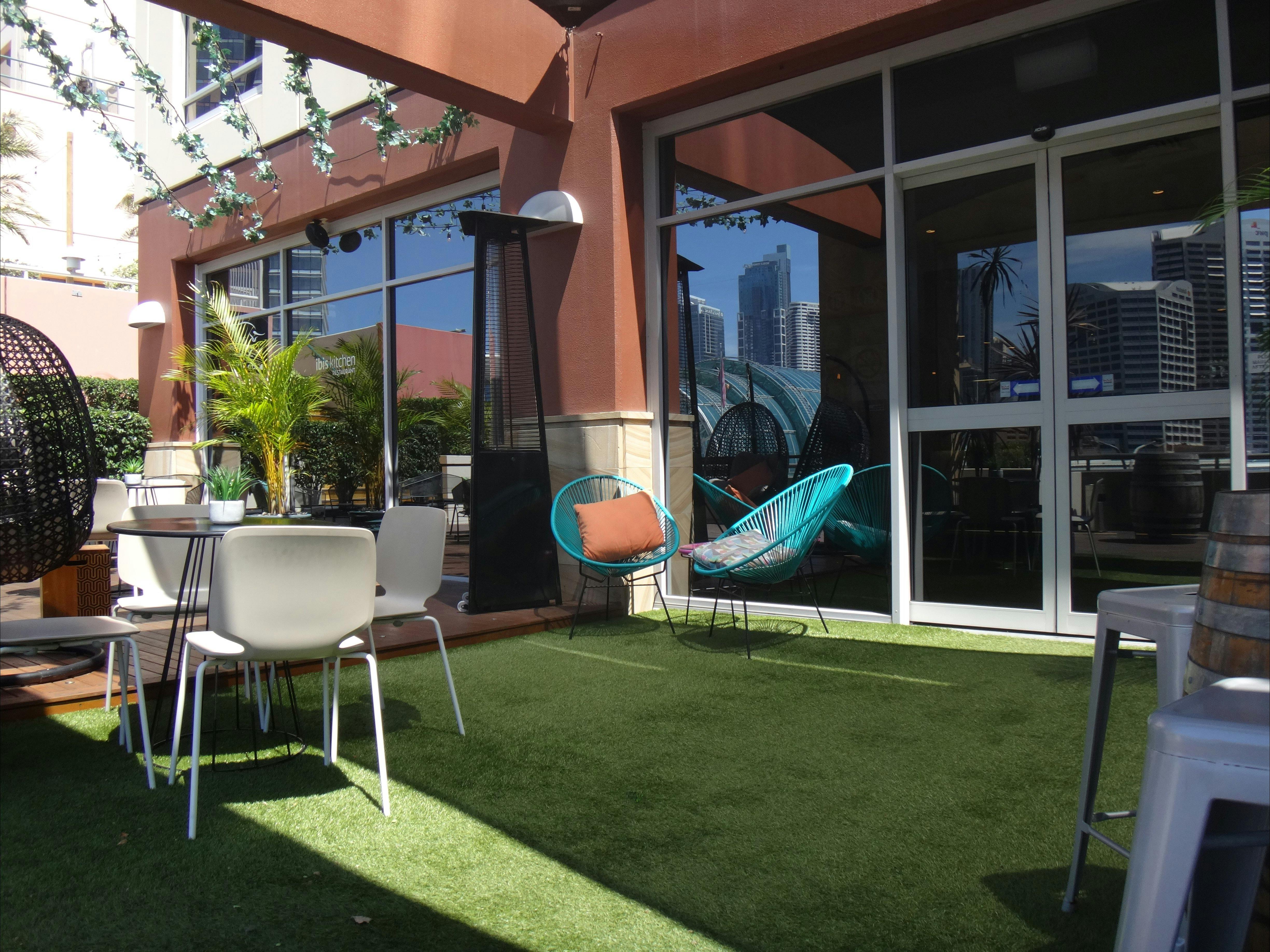 이비스 시드니 달링 하버 데스크