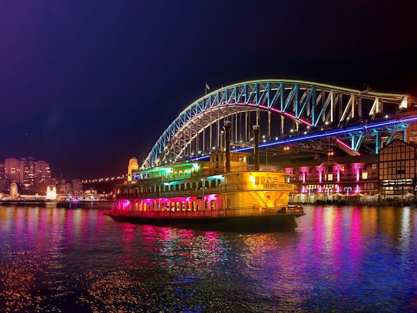 Vivid Sydney Cruises on Sydney Showboat