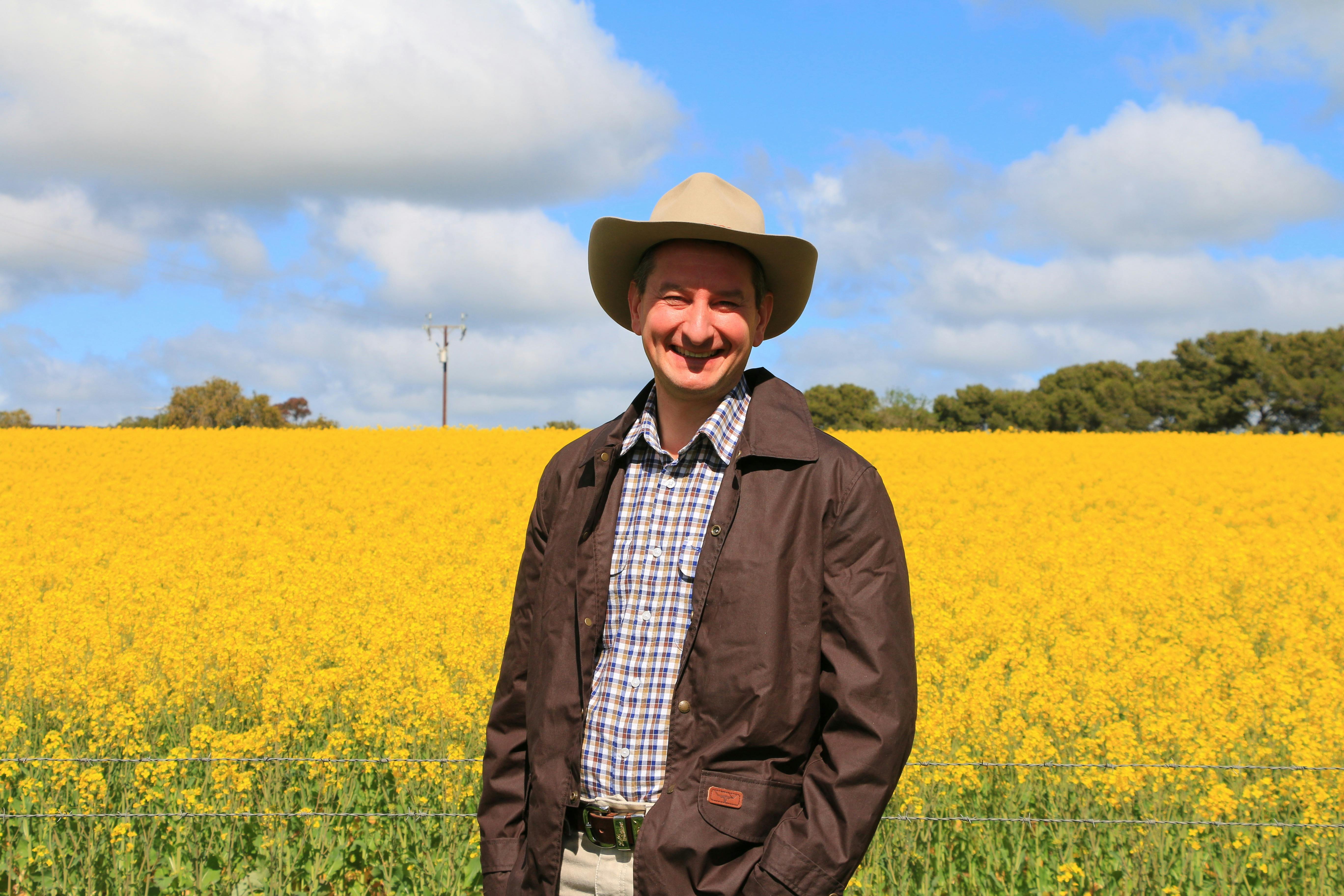 host, mike bean, canola, Spring