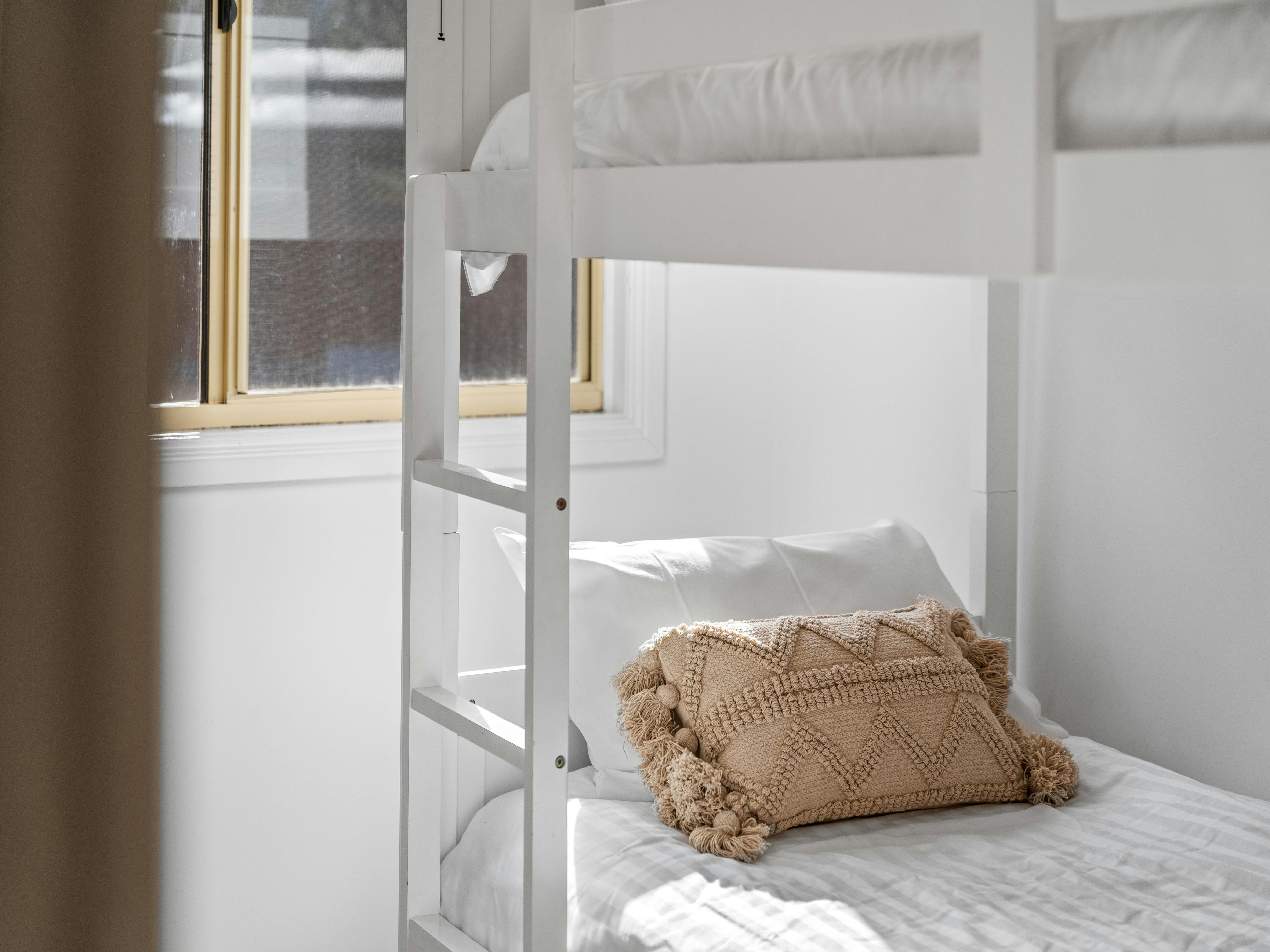 Pet Friendly Two Bedroom Spa Cabin – Bogong | Tasman Holiday Parks - Bright