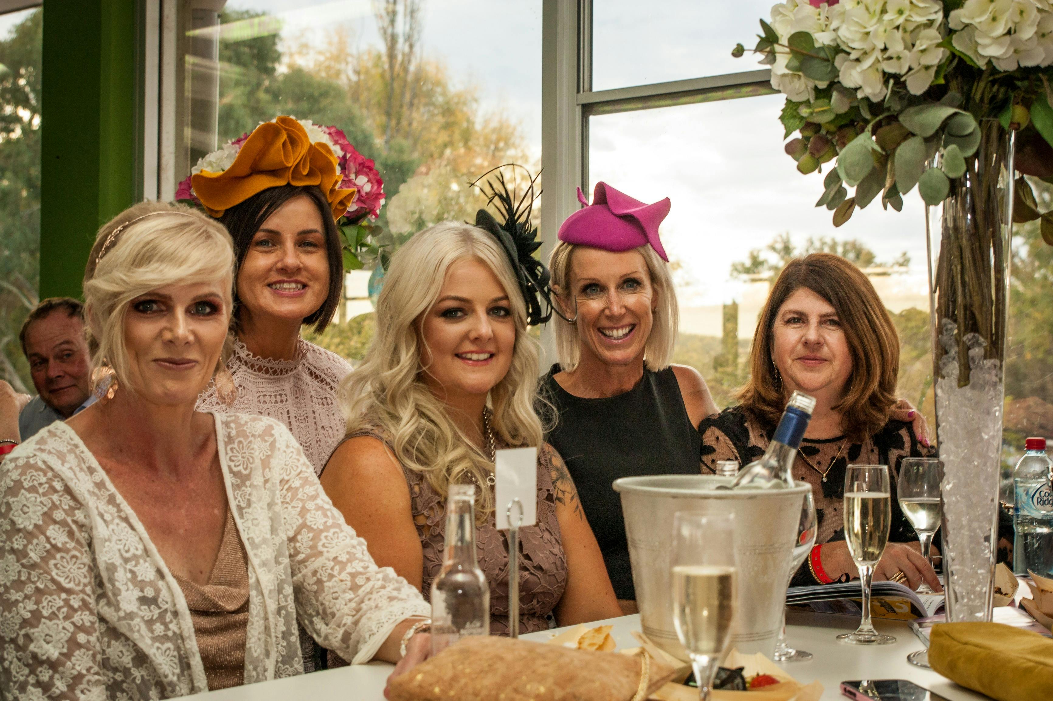 Anzac Day Soldiers Saddle Race Meeting