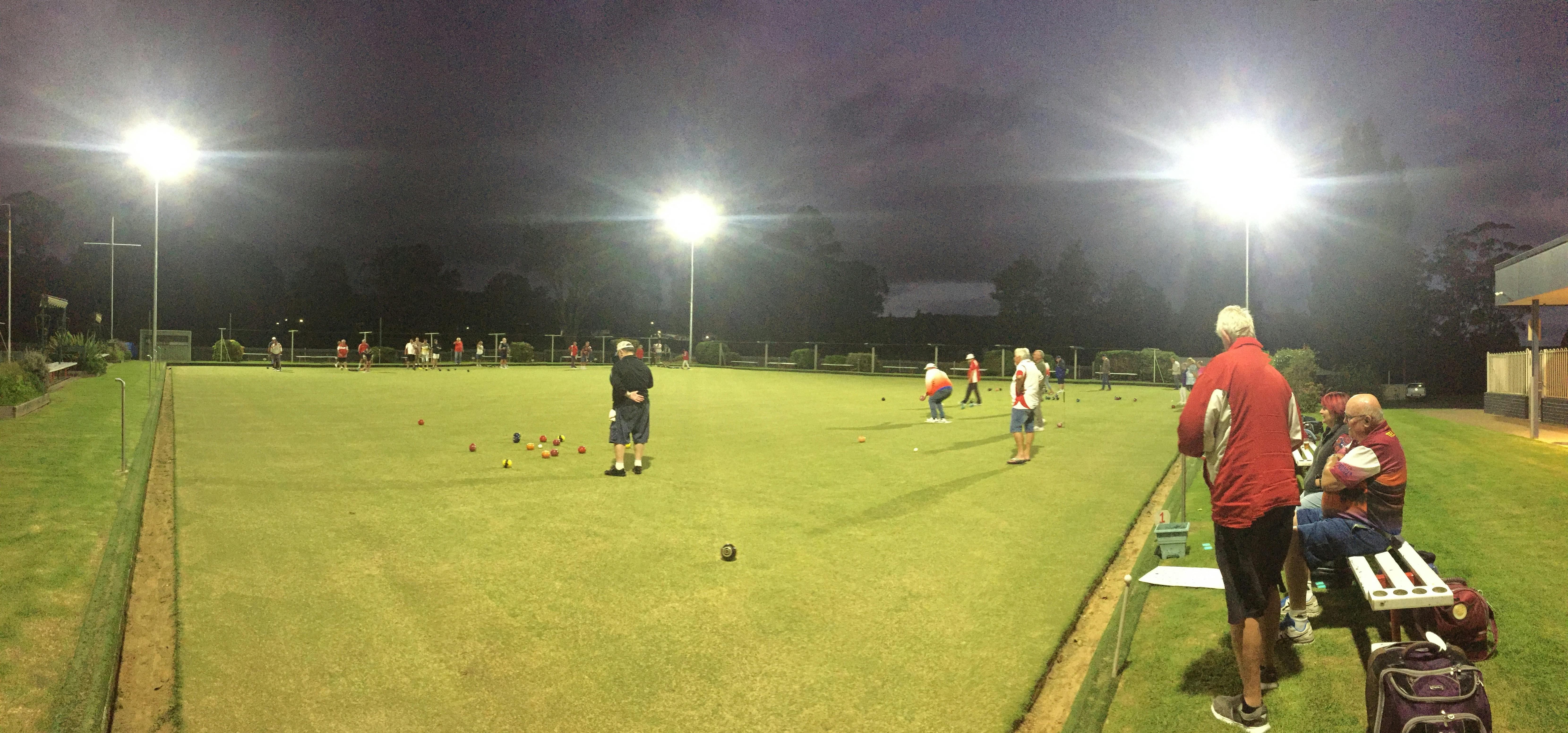 Twilight Bowls bowls out on the Green