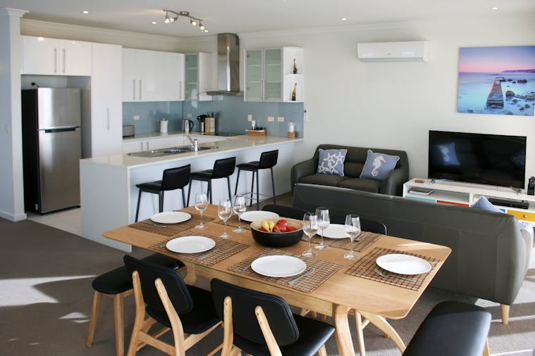 Penneshaw Oceanview Apartments