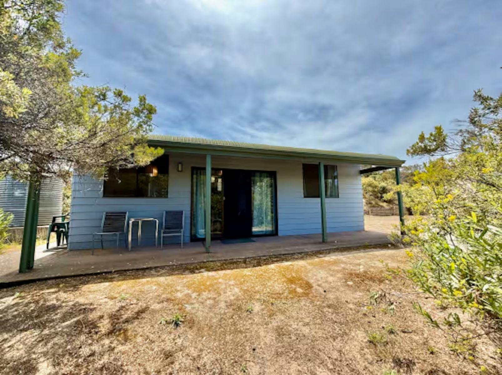 Beachside Cabins at Island Beach No 2