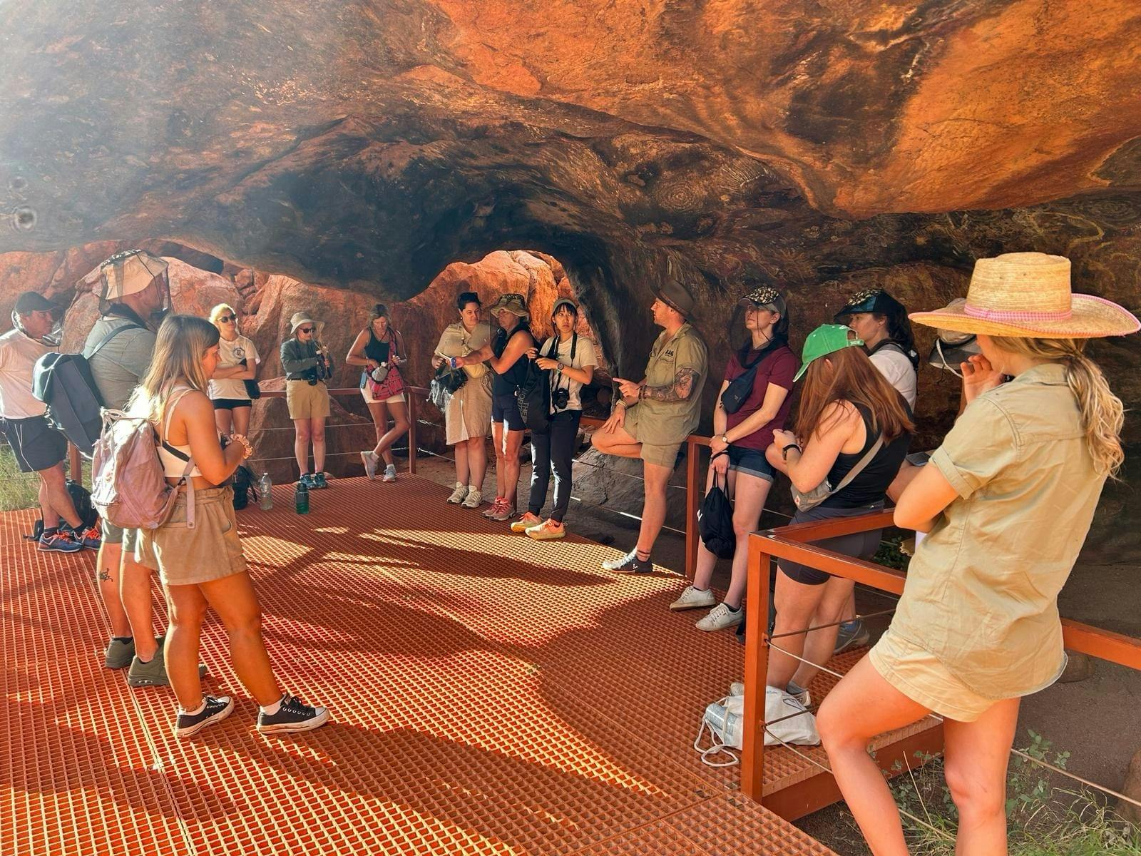 Adventure Tours Australia - rock painting