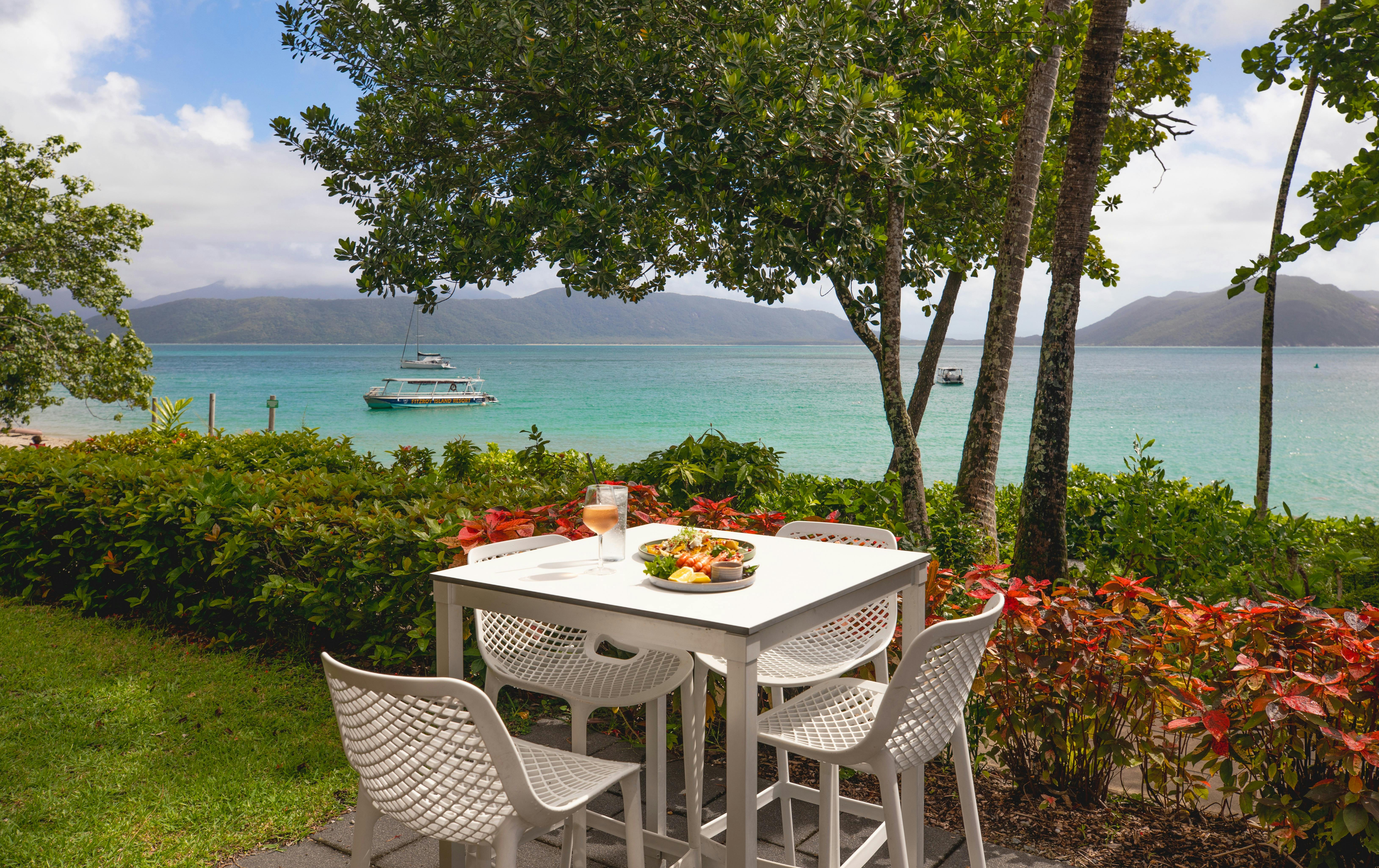 Premium Buffet Lunch at Zephyrs can be included in the Island Value combo