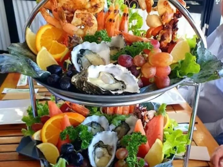 Pelican Rocks Cafe Restaurant | NSW Holidays & Accommodation, Things to ...