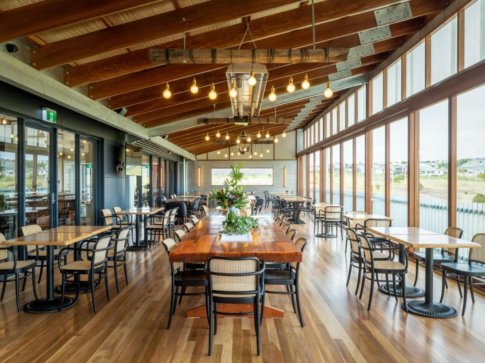 The Links Shell Cove Tavern | NSW Holidays & Accommodation, Things to ...