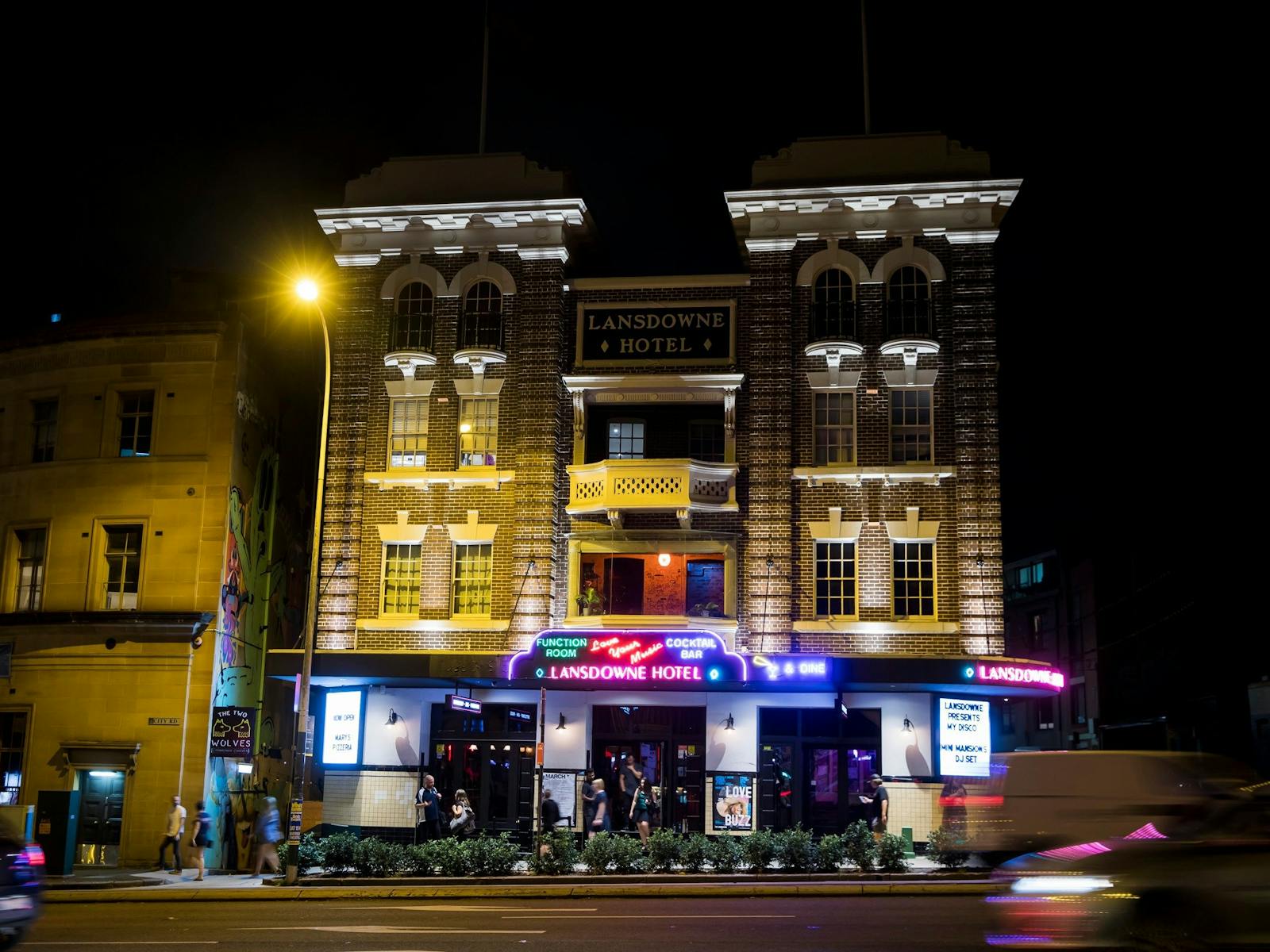 Exterior view of the Landsdowne Hotel, Chippendale