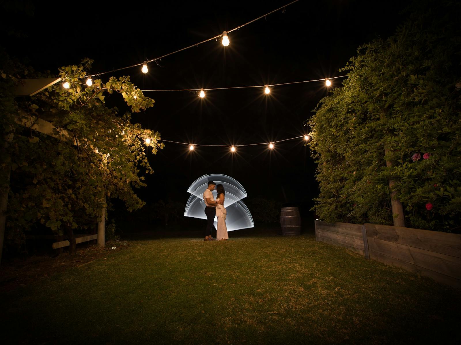 Photographer available for romantic photoshoot