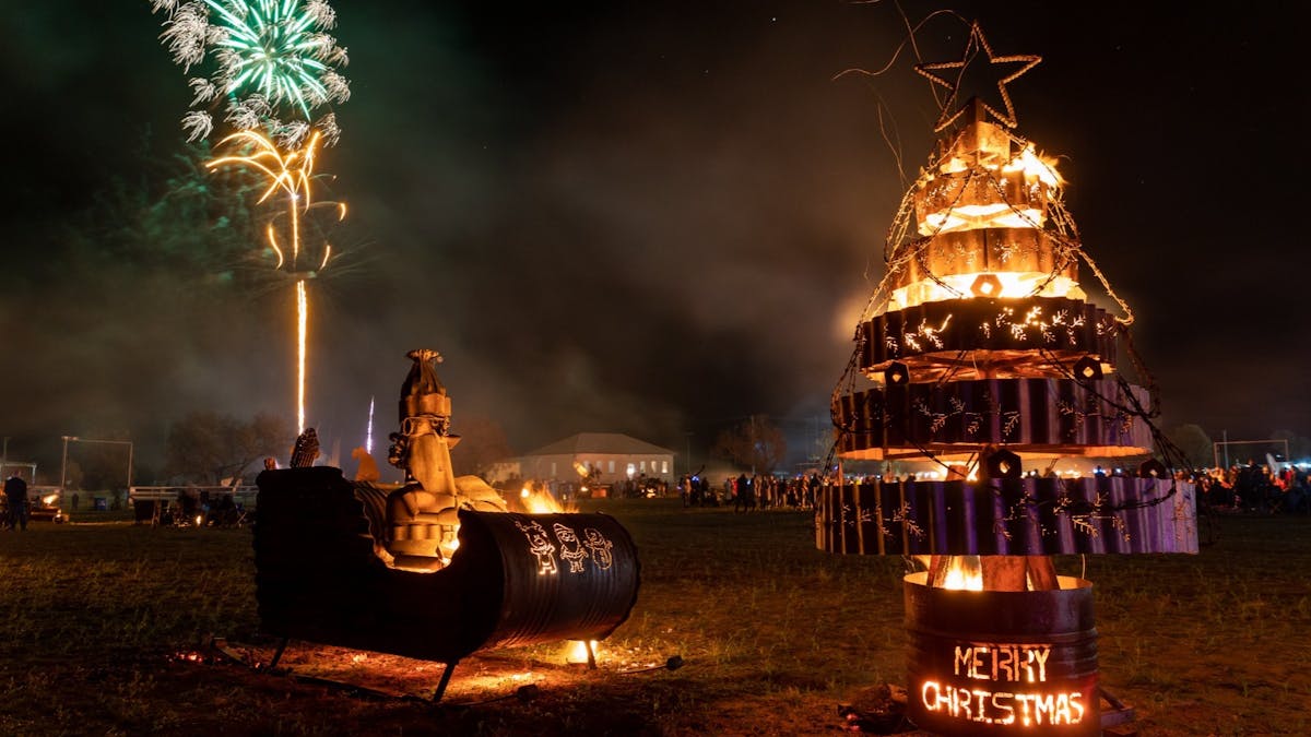 Killarney Bonfire Night Christmas theme and fireworks
