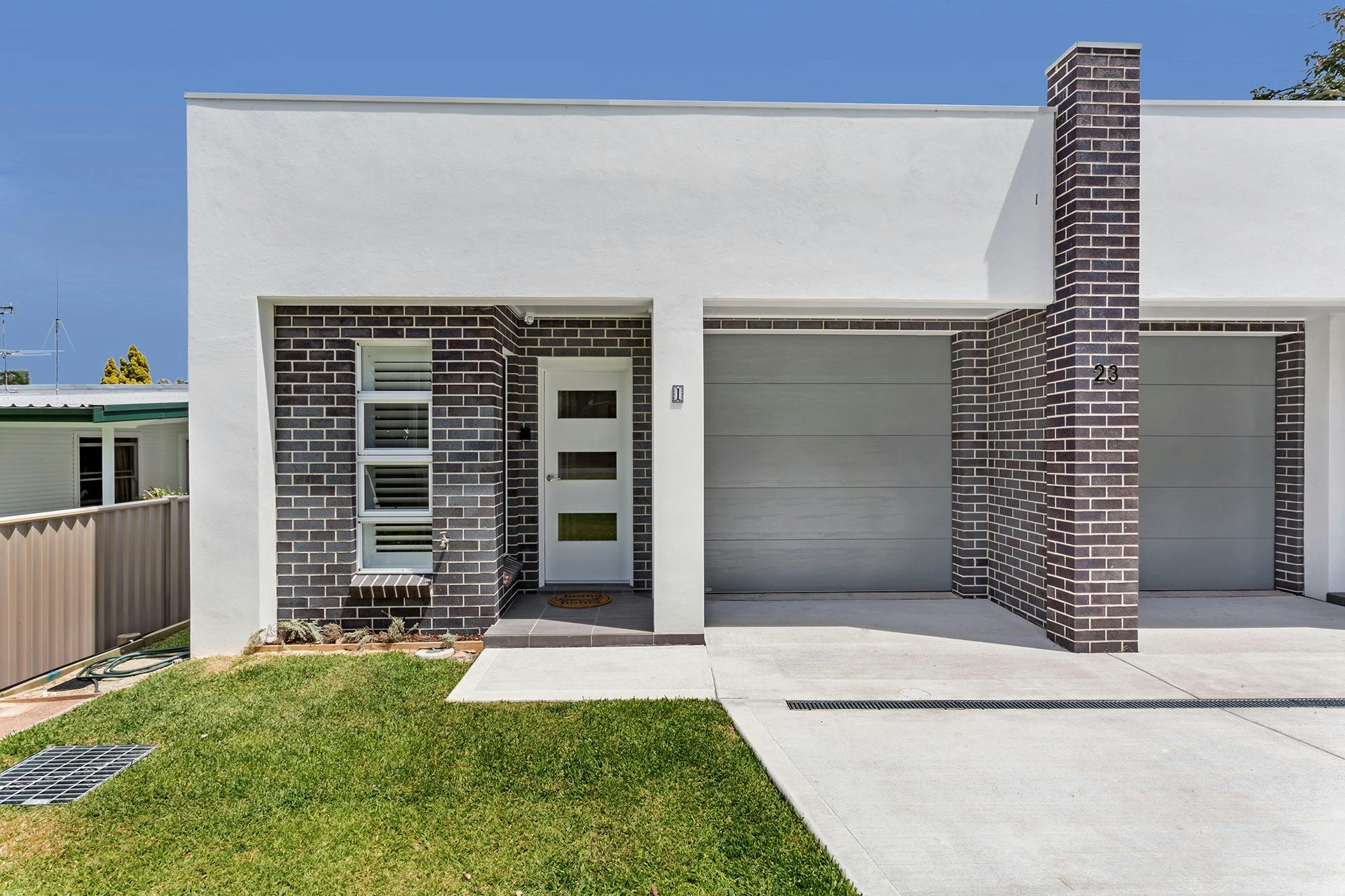 Echoes at Fingal Bay 1 is a short 3 minute stroll to the beach