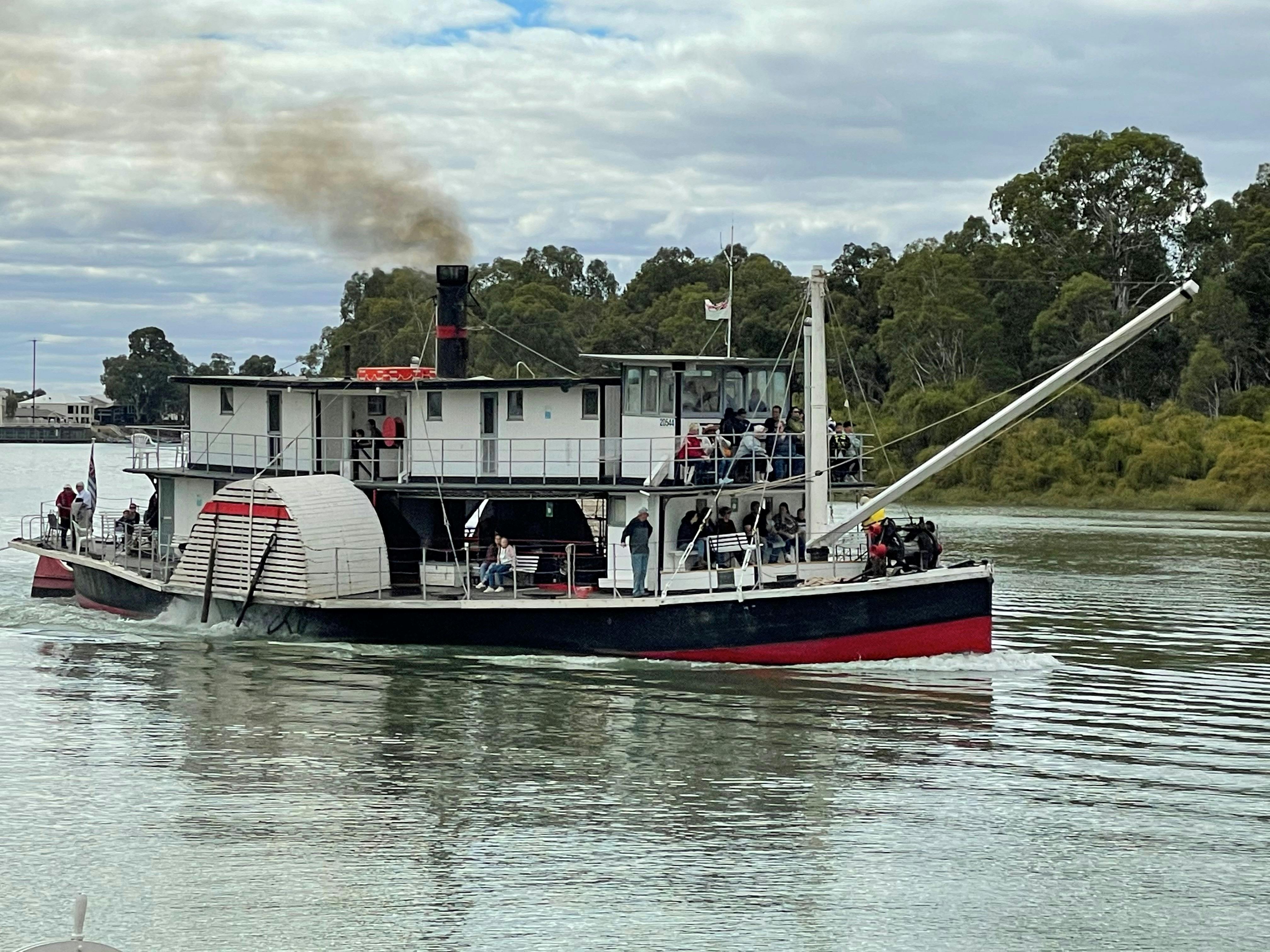 PS Industry cruising along Renmark riverfront