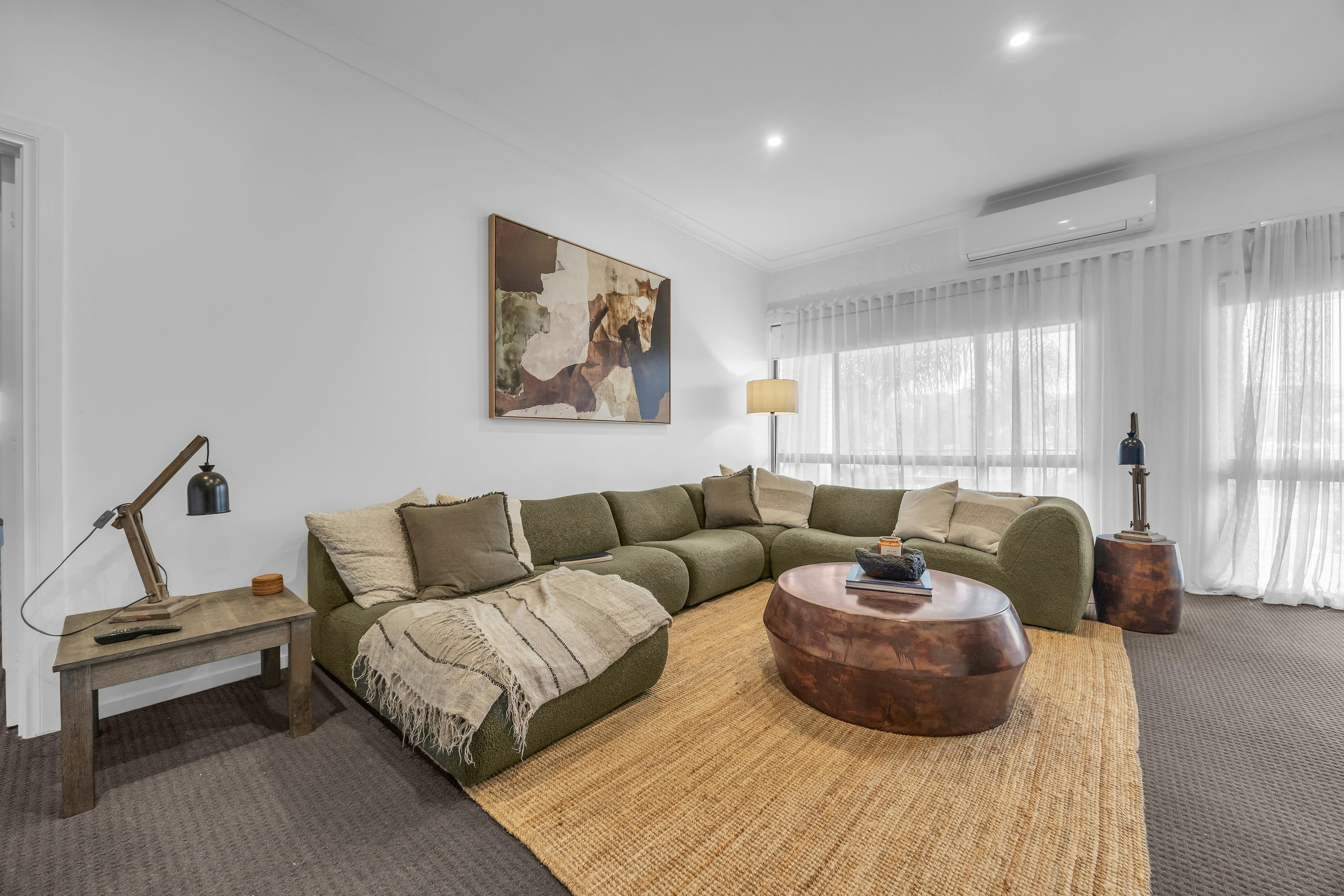 Aquarius 3 Bedroom (Lake View - Deluxe)