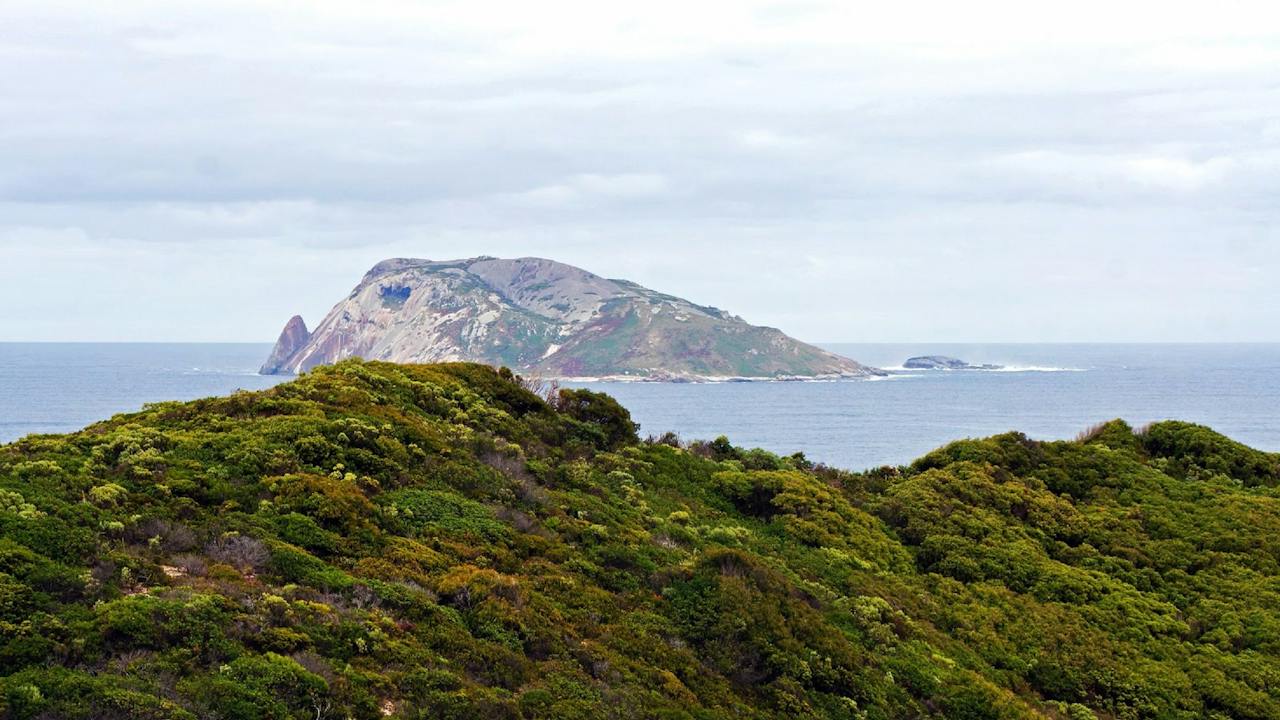 Point D'Entrecasteaux