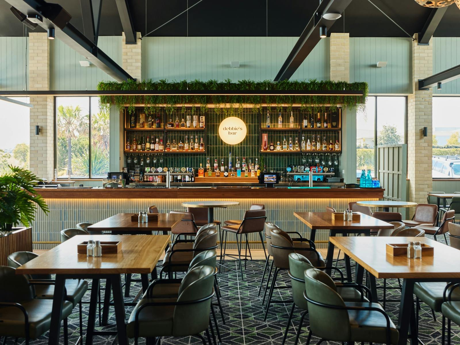 Gregory Hills Hotel Bar