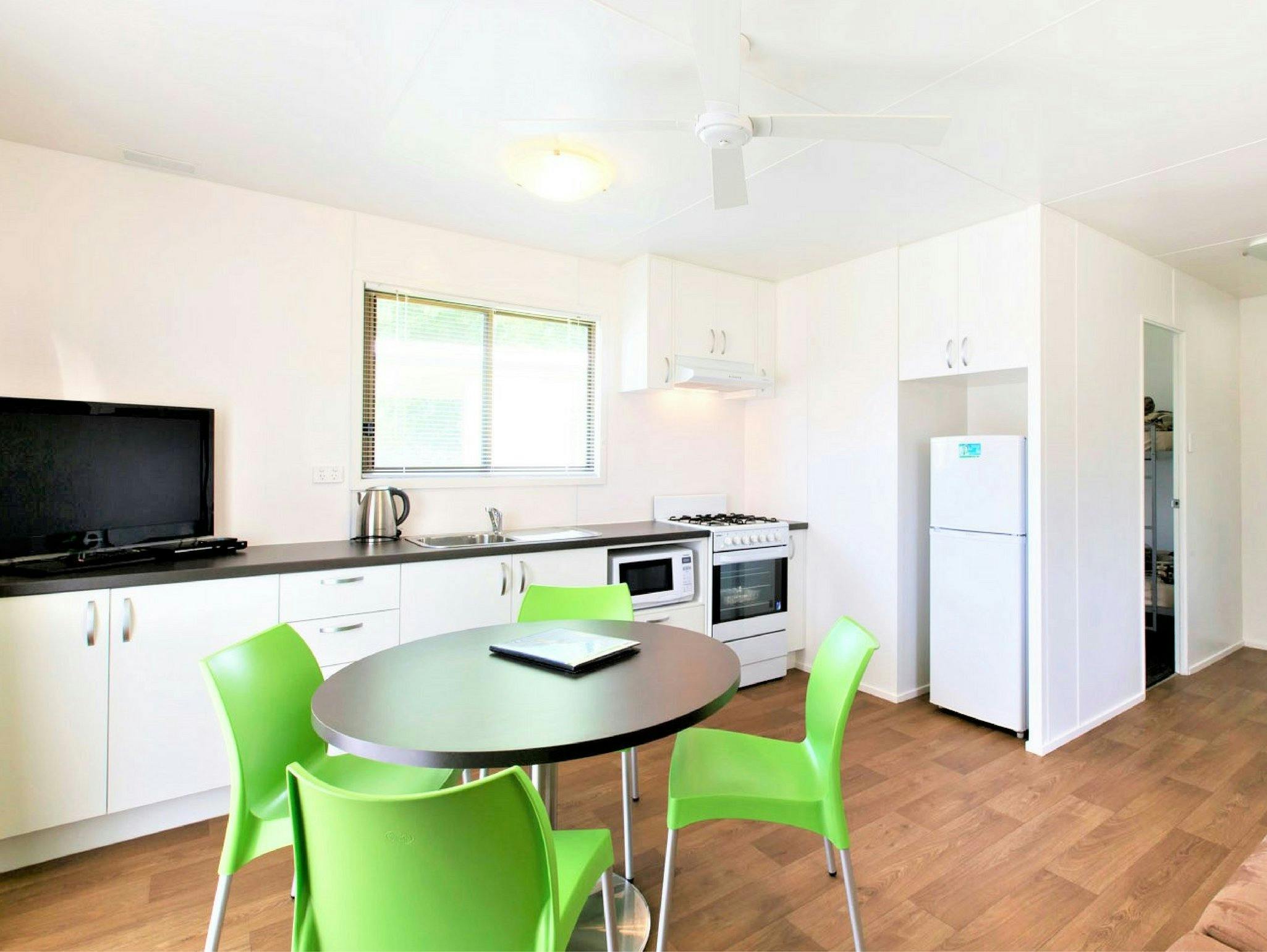 BIG4 Mornington Peninsula Holiday Park 2 Bedroom Holiday Unit cabin accommodation
