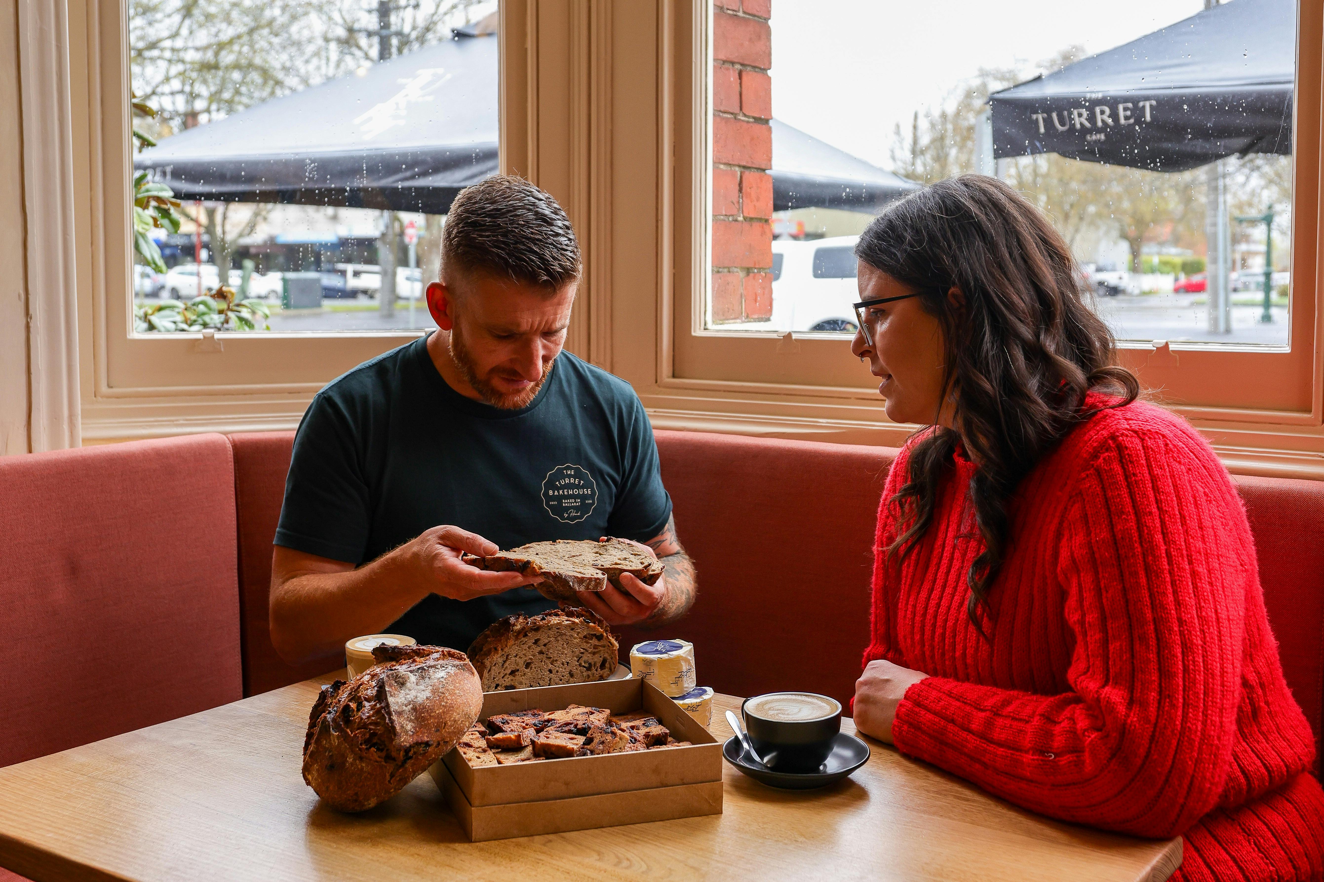 Baking and Shaking with Turret Bakehouse at Itinerant Spirits