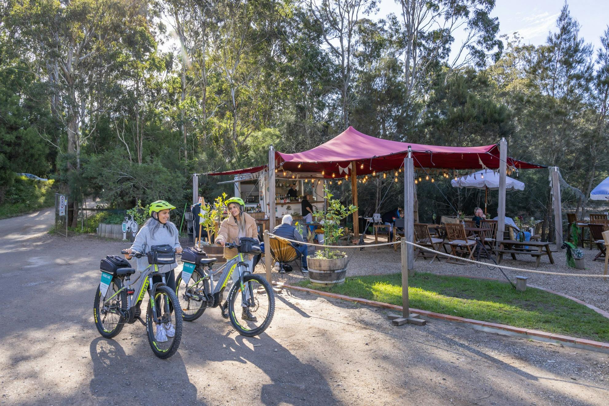 セルフガイド付き電動自転車ツアー