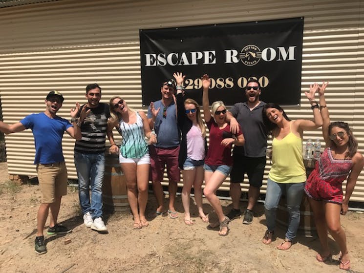 Wine Escape Room - Wine tasting experience