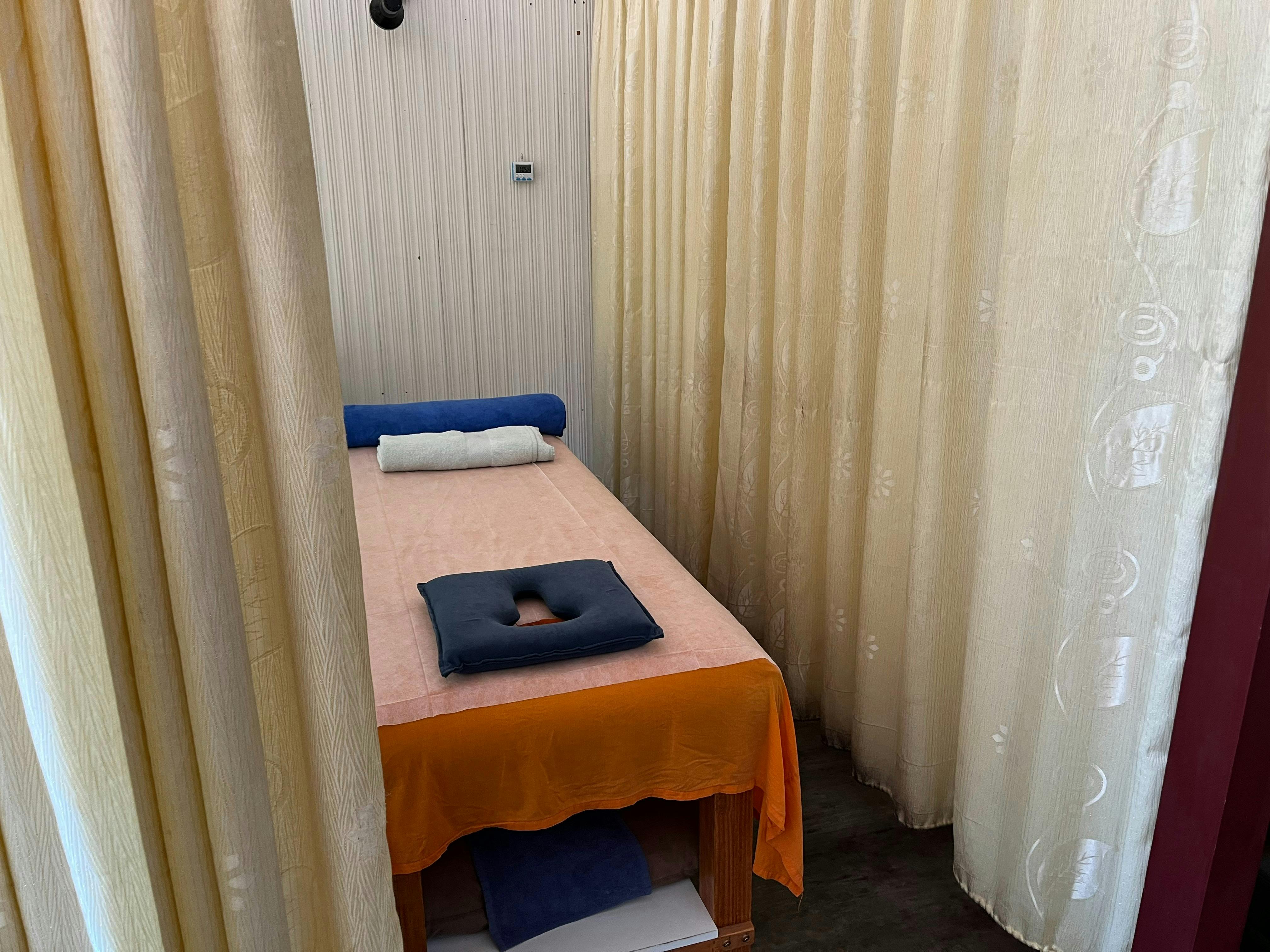 Cobar Massage