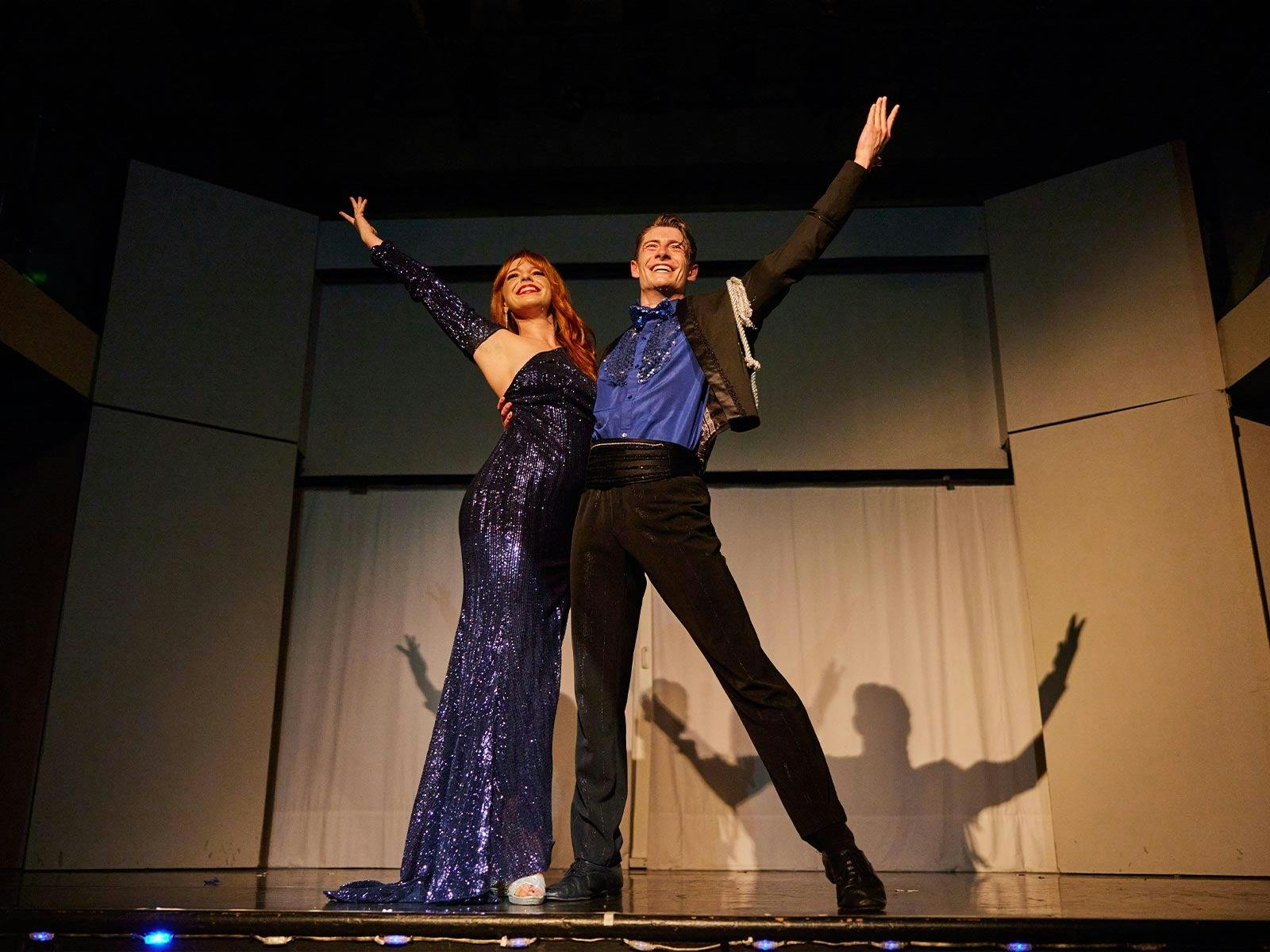 Harbour Romance On The Sydney Showboat Valentine’s Day Dinner Cruise