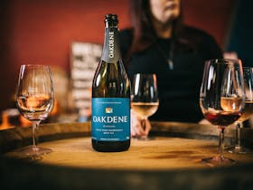 Wine tasting Oakdene Bellarine