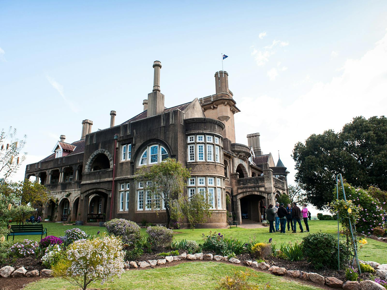 Iandra Castle