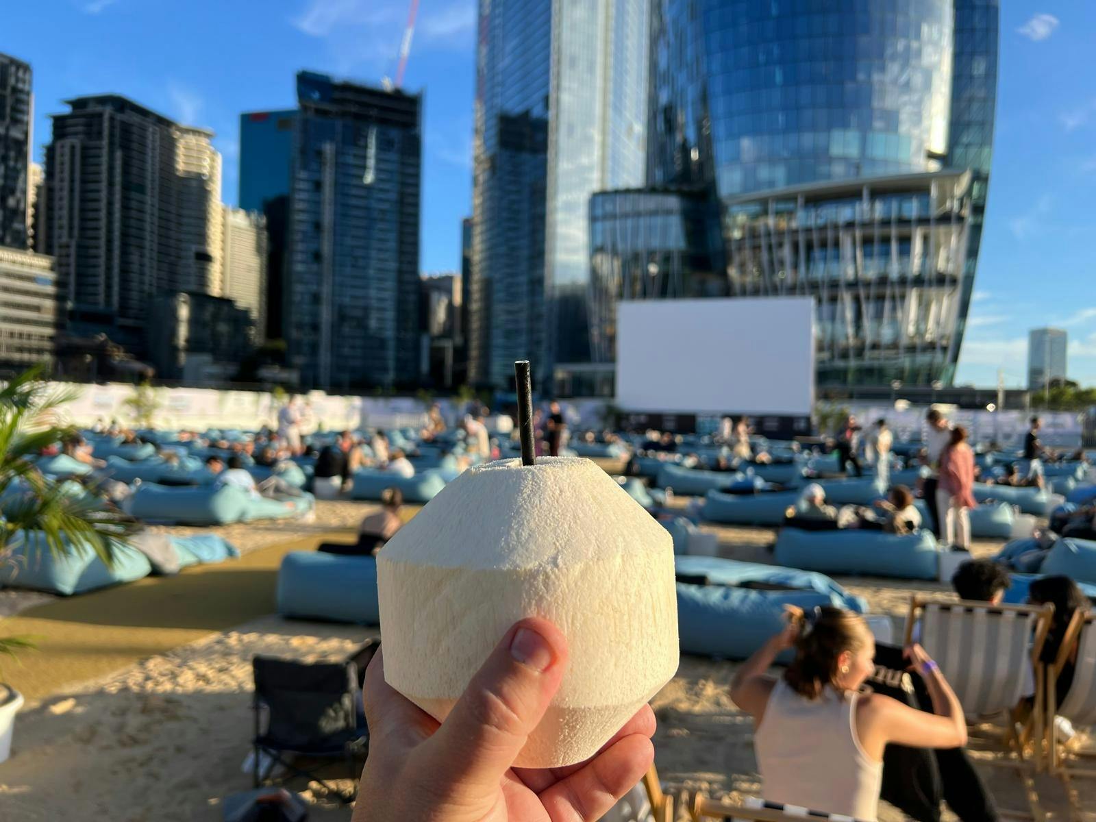 Mov’In Bed Outdoor Bed Cinema