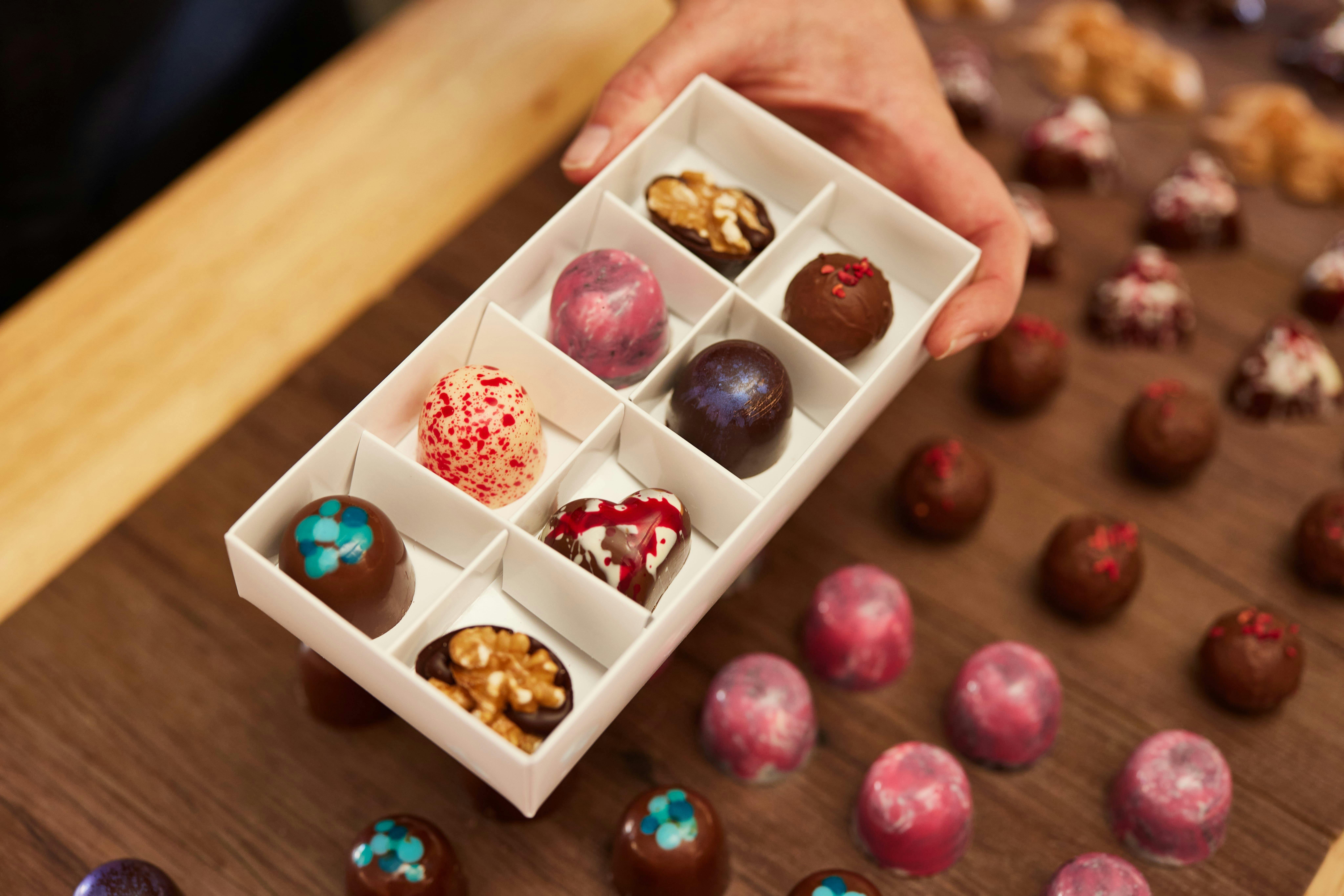 Enjoy chocolate & Wine