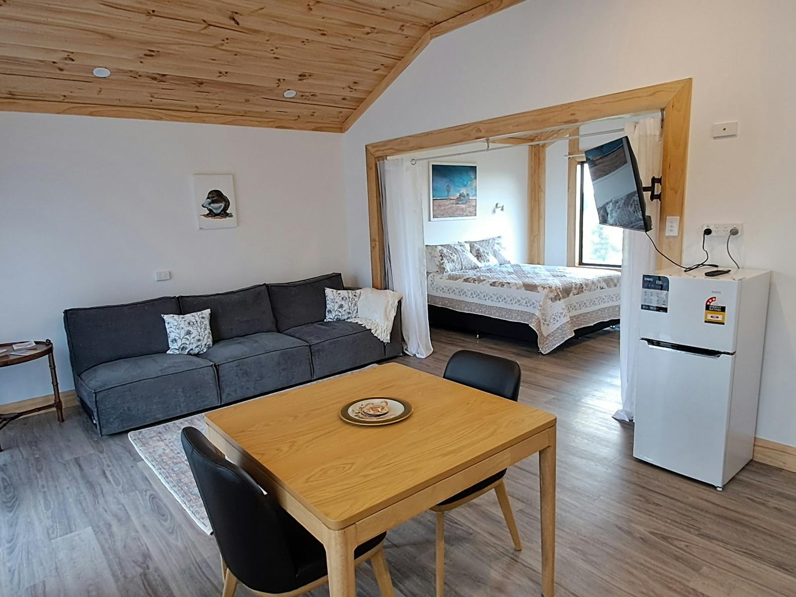 This photo shows the internal area design fo both cabin 1 and 2