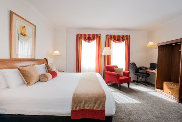 Executive King Room