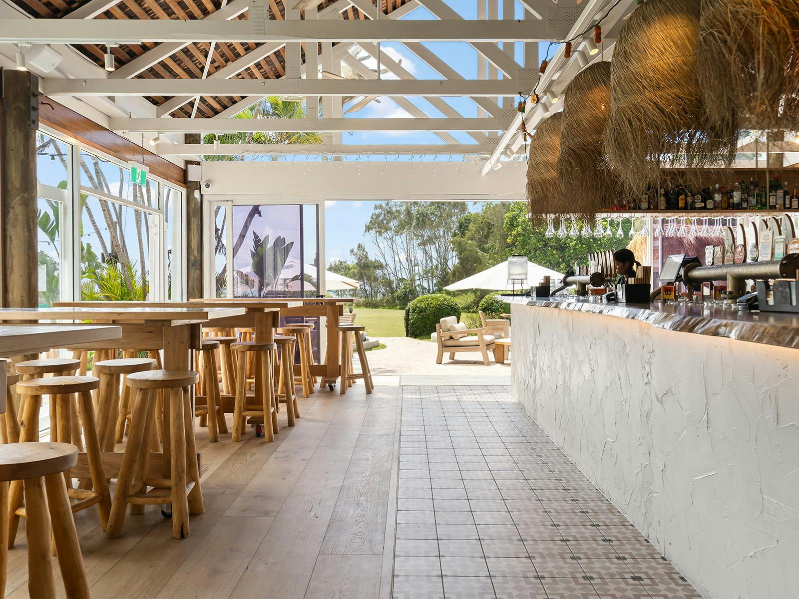 Aanuka Beach House main bar