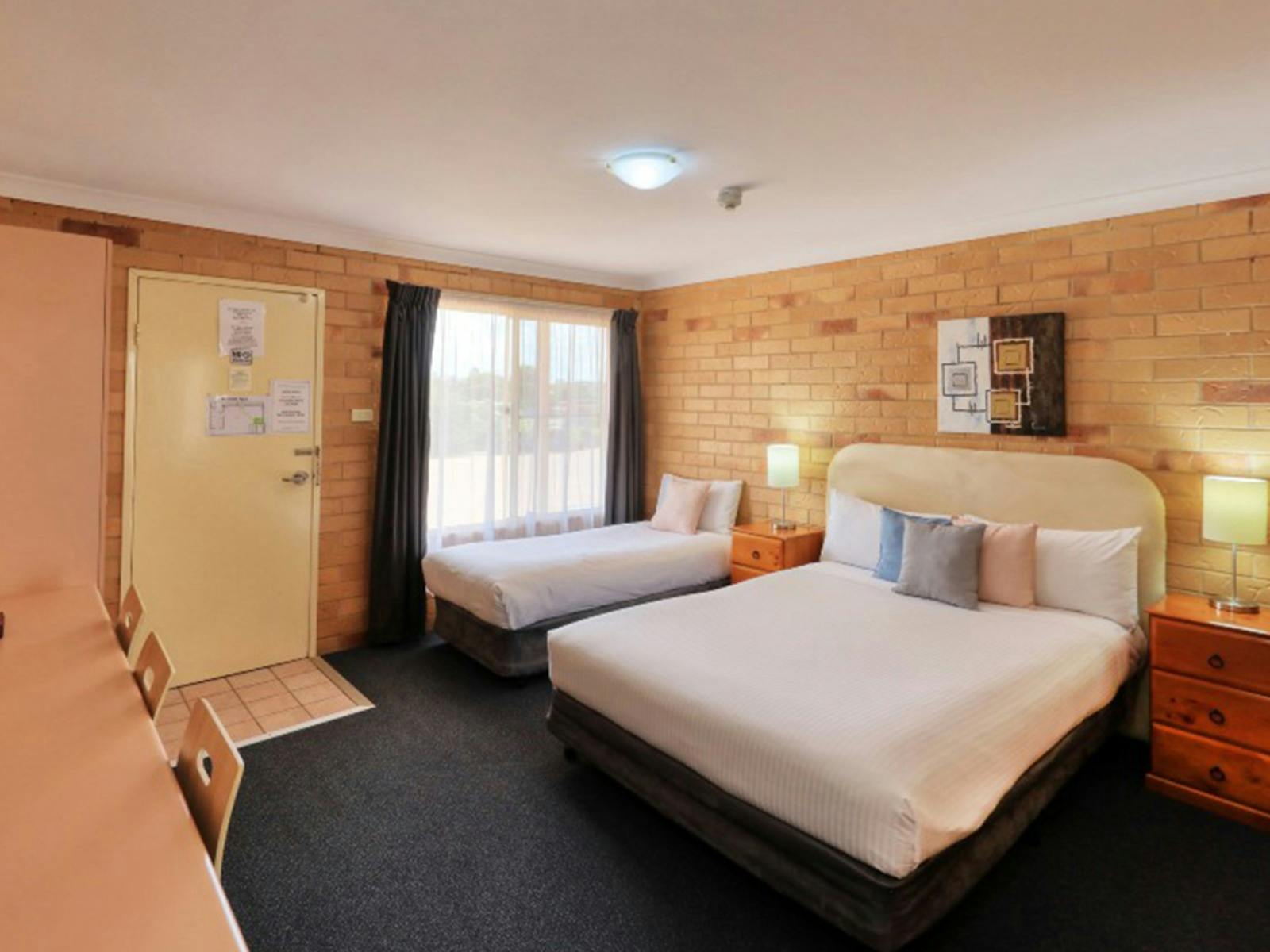 北帕克斯汽車旅館寬敞雙床間