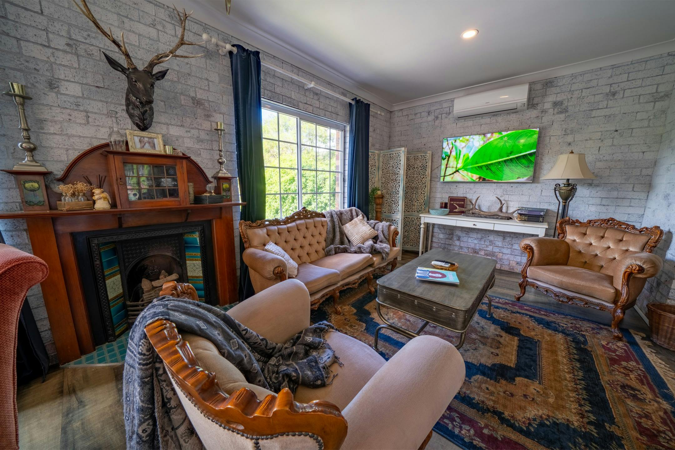 Angel Sussurri Manor House