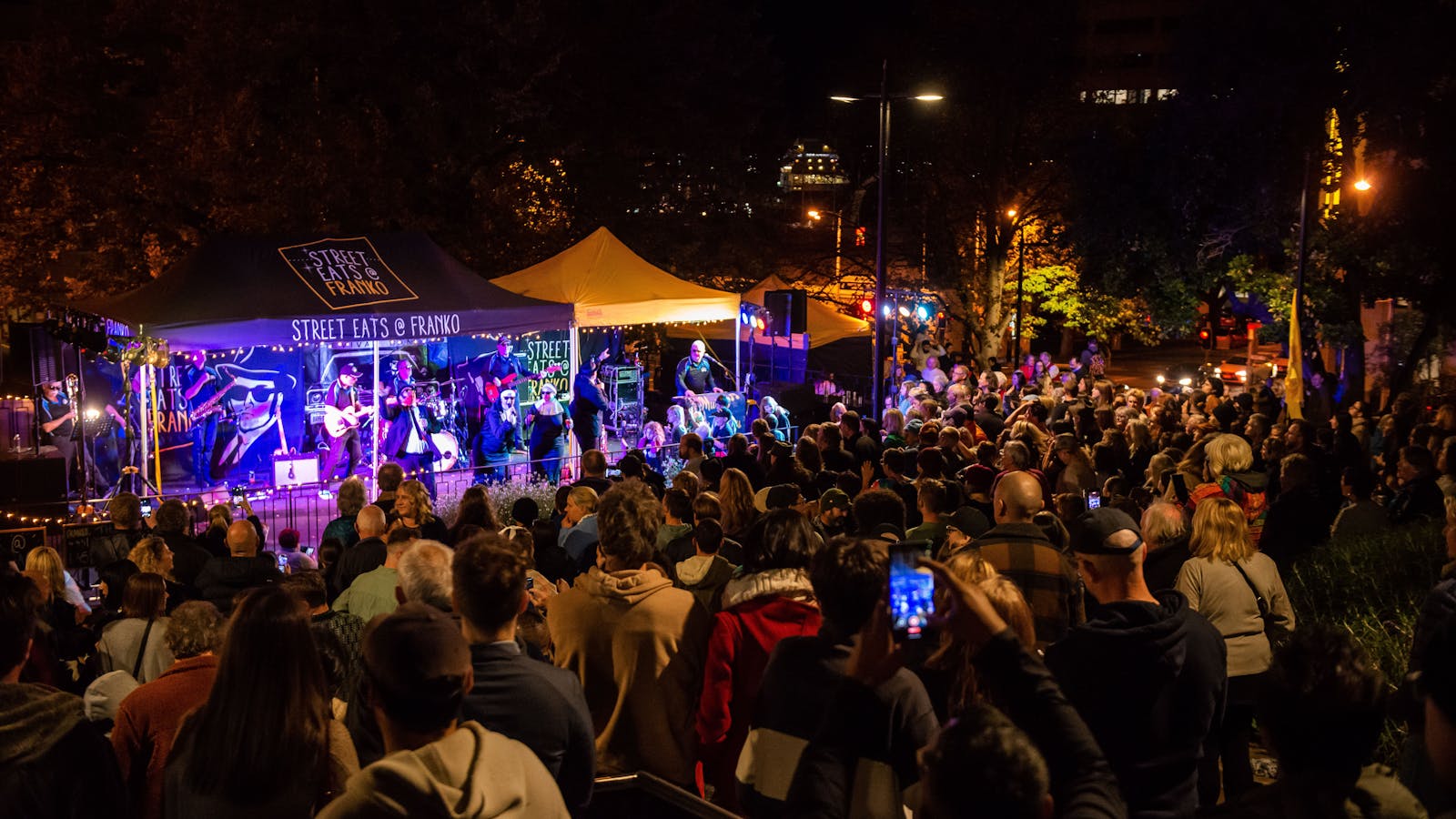 Street Eats @ Franko, Hobart, Tasmania - Blues Brothers performing to crowd