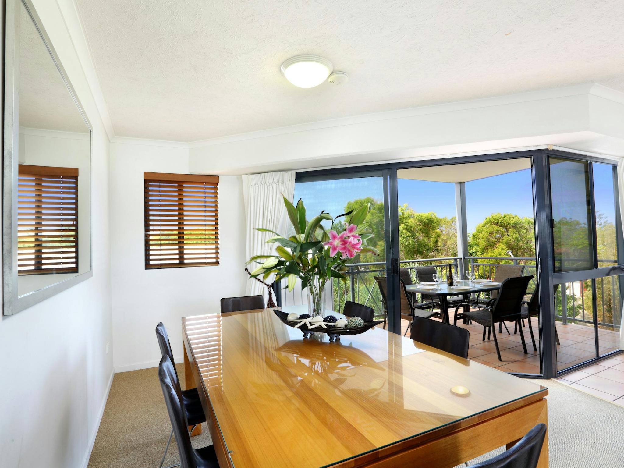 3 Bedroom Deluxe- Dining 3 Bedroom Deluxe- Dining