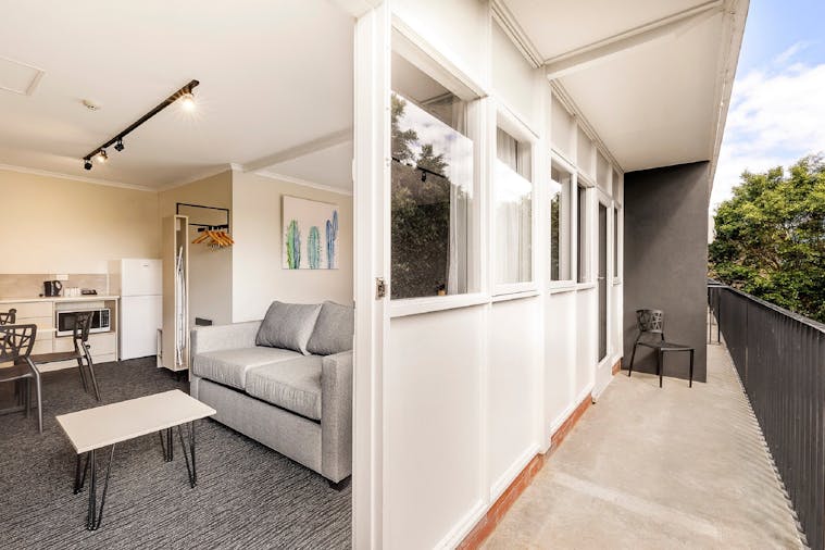 Studio Apartment