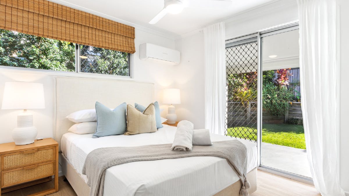 Queen bedroom