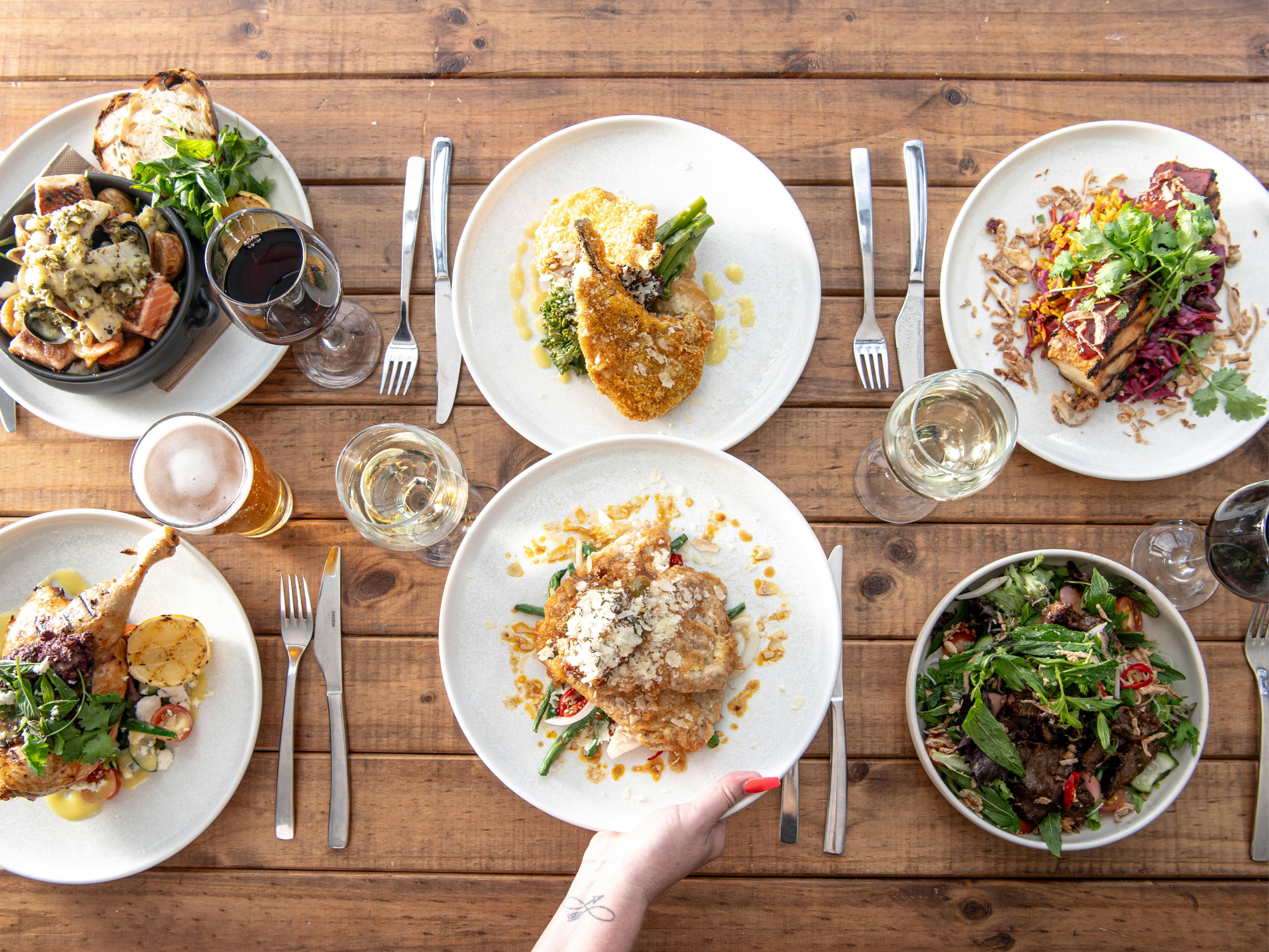 Auswahl an Restaurantgerichten