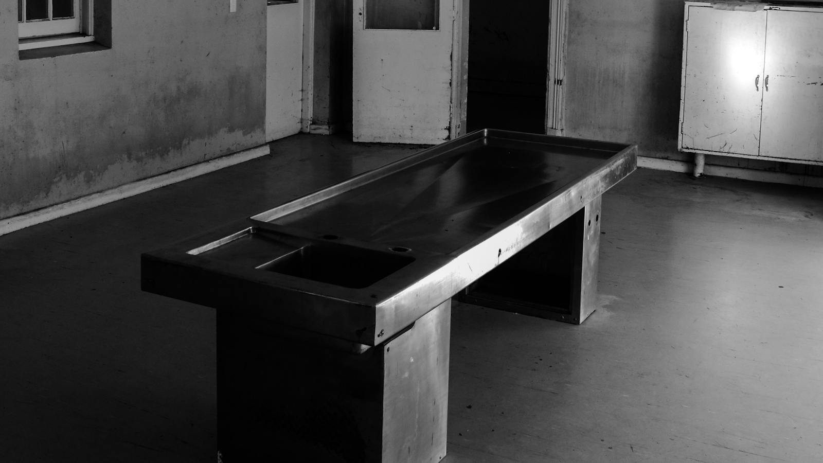 Morgue Table