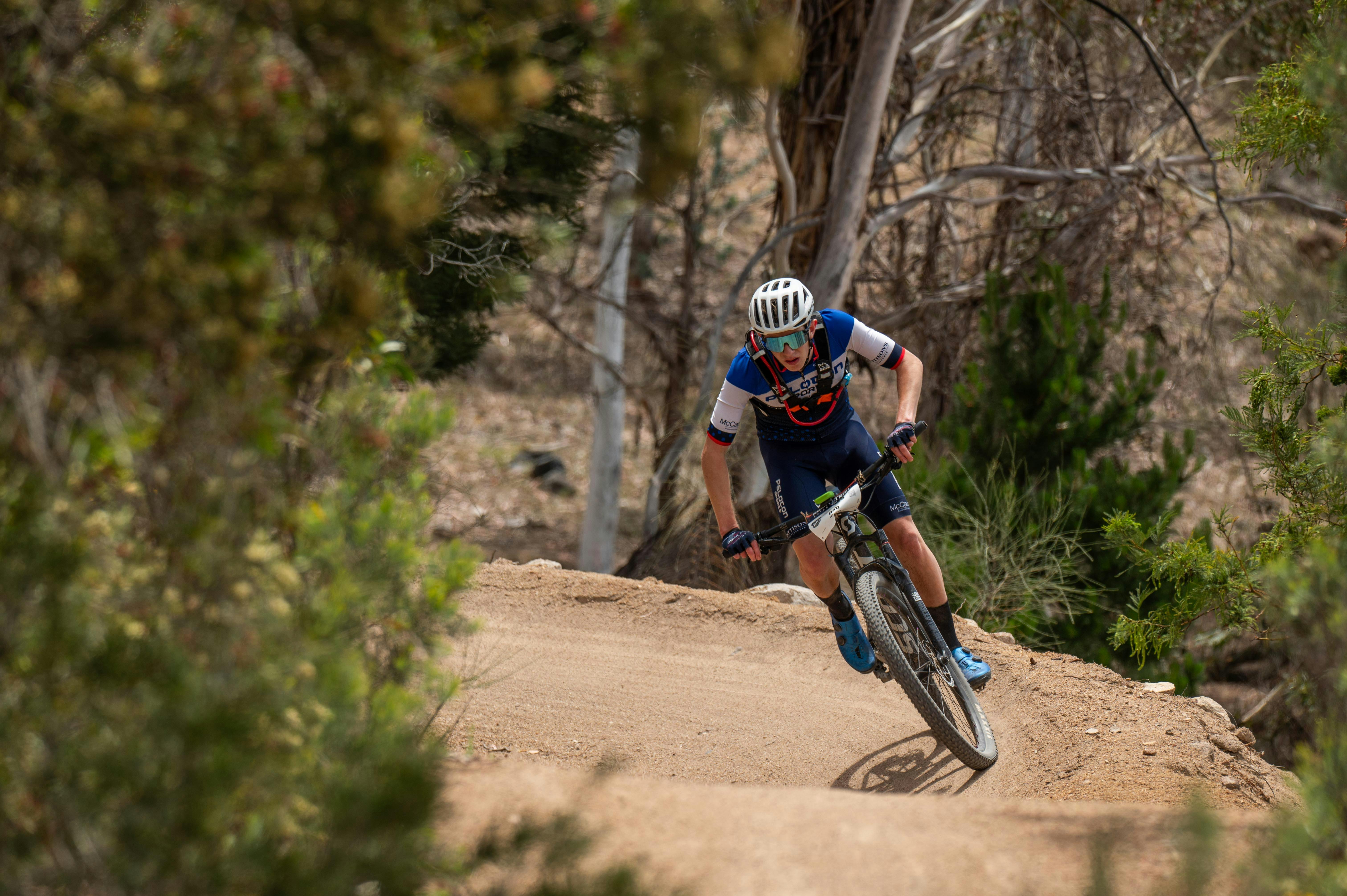 Shimano 100 Racing at UC Stromlo.