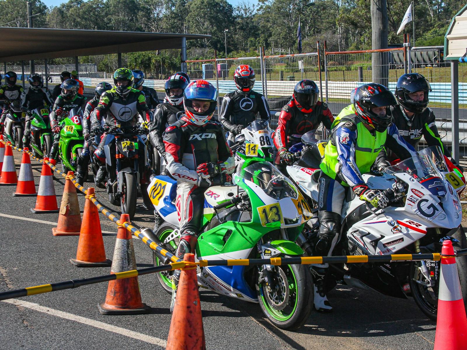 Take your bike on track Take your bike on track